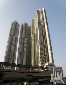 grandprominade_complex-ext-full_(cc__by-sa)exploringlife