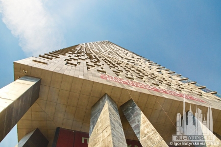 houseonmosfilmovskayata_ext-belowdetail2_(c)igorbutyrskii