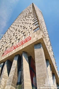 houseonmosfilmovskayata_ext-sidebelow_(c)igorbutyrskii