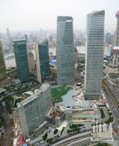 shanghaiifc_exterior-birdseye_(c)aecom