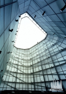 plaza66_interior-interiorlobby_(c)kohnpedersenfox