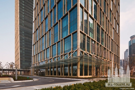 rivieratwinstar_exteriorentry_(c)rogan-coles