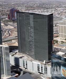 cosmo-portrait2_desimone