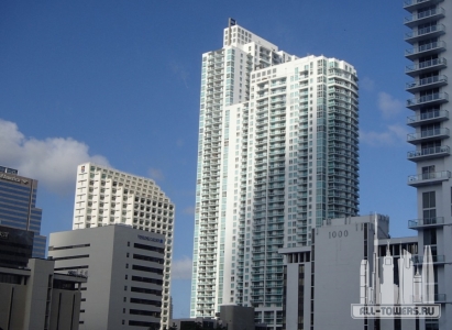 plazaonbrickelltowers_ext1_(c)annirao