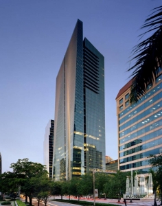 Espirito04PPweb-768x976