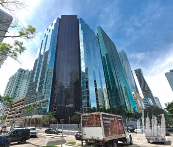 1111-Brickell-Avenue-bldg111