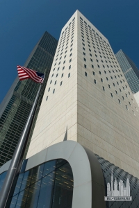 low-angle-view-of-the-united-states-mission-to-the-united-nations-building-united-nations-headquart_19485-19906