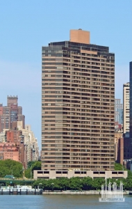 manhattan-place-630-first-avenue-00