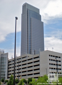 onefirstnationalcenter_ext-context_(cc-by-sa)jonclee86