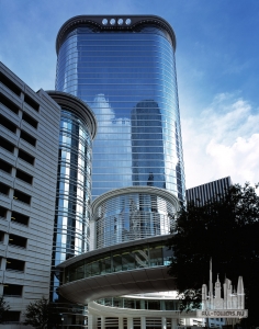 1500-louisiana_exterior_day_hres_web