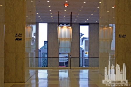 aoncenter_int-elevatorlobby_(c)stevenhenry