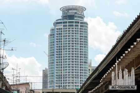 sky-walk-condo-bangkok-5a581bd2a12eda2a9c002bba_full