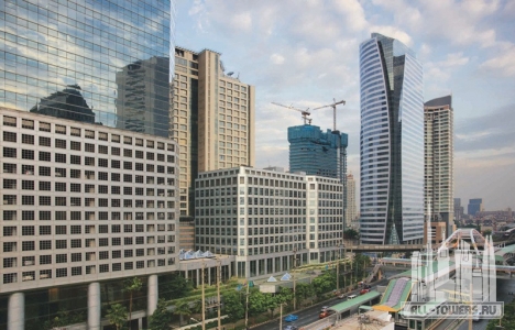 sathornsquare_ext-contextfar_(c)palmerturner