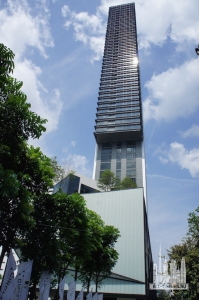 circle-living-prototype-condo-bangkok-5a3c7cc2a12eda6ef6004b6c_full