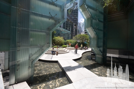 thecenter_ext-courtyard_(c)dennislau