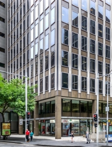 standard-chartered-house_roberto-portolese1