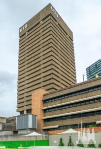 university-of-technology-building_roberto-portolese6