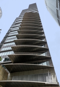 governor-macquarie-tower_roberto-portolese2