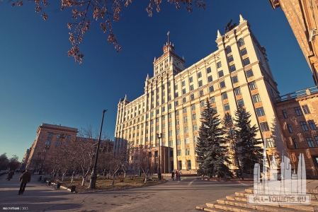 15846552638_b6cb2d13a8_c