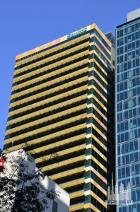 santosplace_ext-upfront_(c)terrimeyerboake