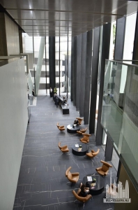 oneoneoneeaglestreet_int-atrium2_(c)terrimeyerboake