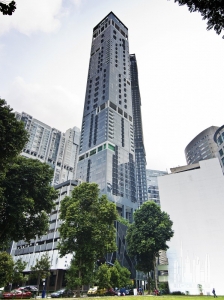 altezenggorstreet_ext-lookingup2_(c)rsp