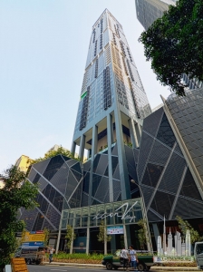 altezenggorstreet_ext-lookingup_(c)rsp