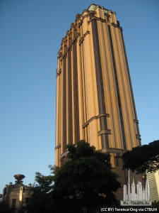 parkviewsquare_ext-lookingup2_(cc__by)terence__ong