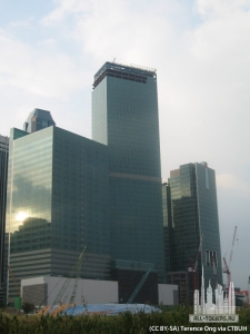 onerafflesquay_con-full_(cc__by-sa)terence__ong