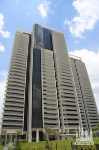 652edc8f22e79d134d2adaccf3ff5196