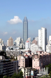 wenzhoutradecenter_ext-overalldistant_(cc)pascal3012-wikipedia