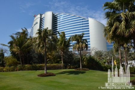 jumeirah-beach-hotel_terri-meyer-boake7