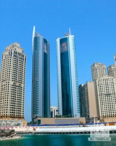 Al_Fattan_Marine_Towers_on_7_September_2007