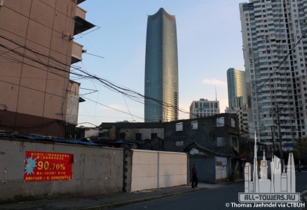 sinar-mas-center-1_thomas-jaehndel9