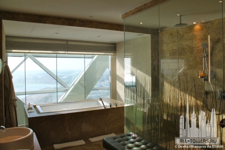 capitalgate_int-hotelbathroom_(c)devitavillanueva