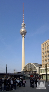 970px-Berlin_Alexanderplatz_BW_3