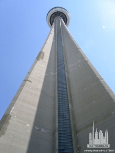 cntower_ext-up2_(c)philipoldfield