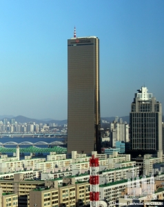 kli-63-building_thomas-jaehndel1